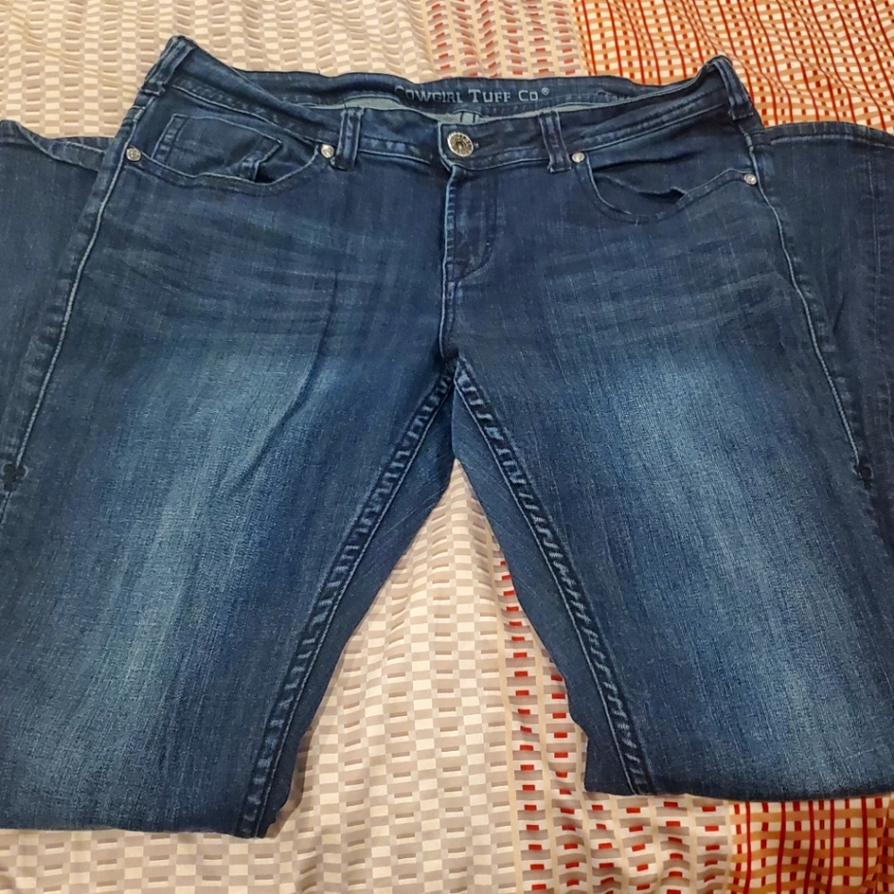 Cowgirl Tuff Jeans Size 32L